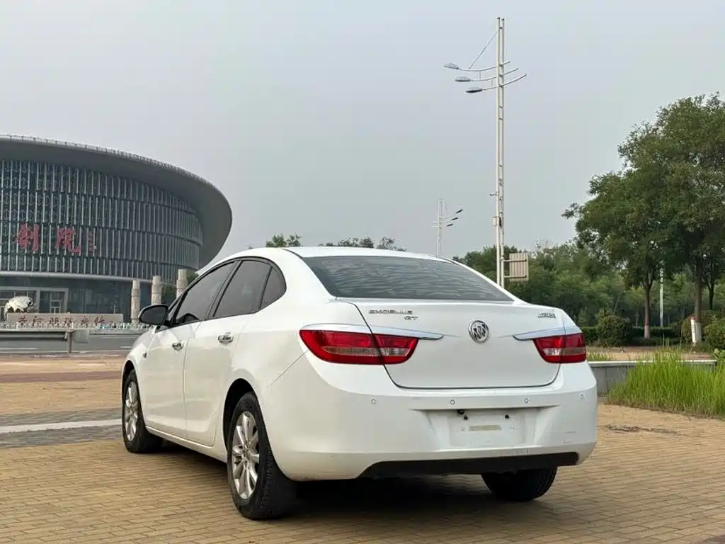 Buick Excelle 2014