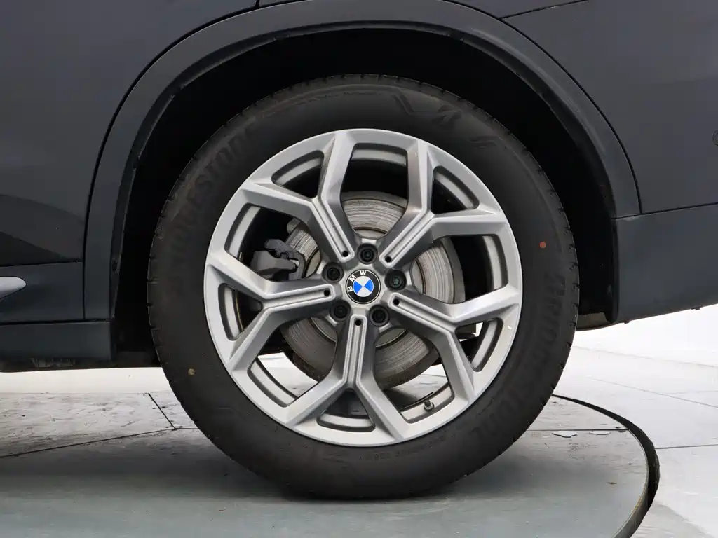 BMW X3 2019 — фото 11
