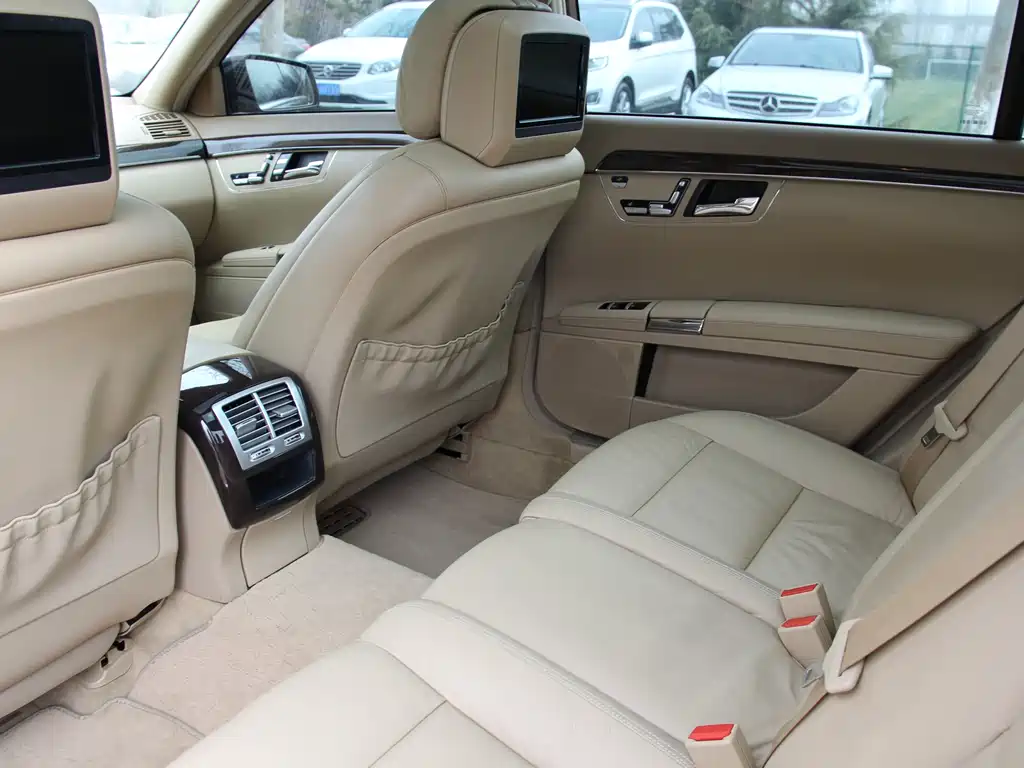 Mercedes-Benz S-Class 2011 — фото 12