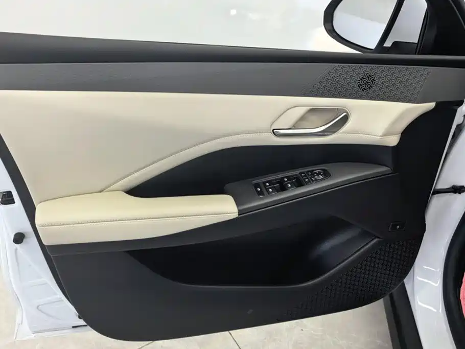BYD Qin PLUS 2025