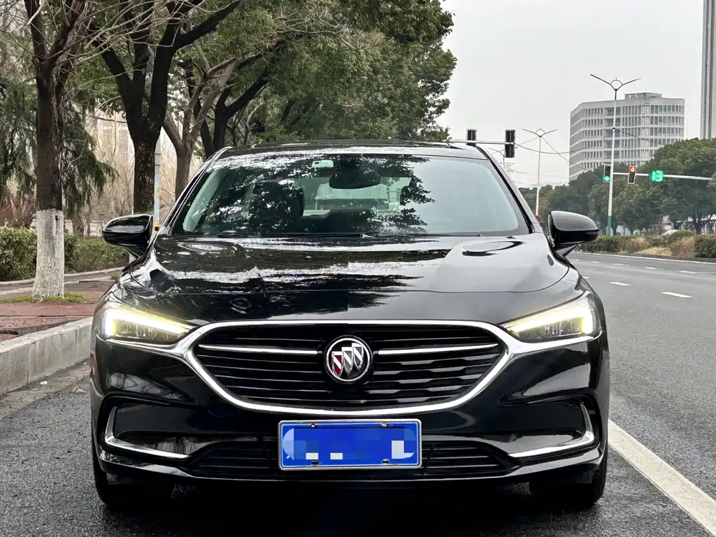 Buick LaCrosse 2022 — фото 2