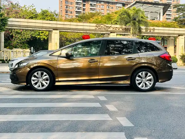Honda Jade 2017