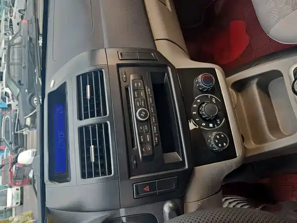 BAIC M20 2017