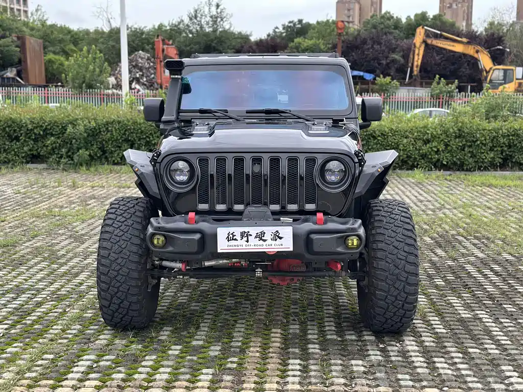 Jeep Wrangler 2020 — фото 2