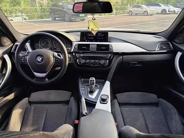 BMW 3 Series 2016