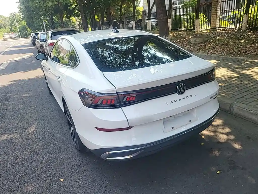 Volkswagen Lamando 2023