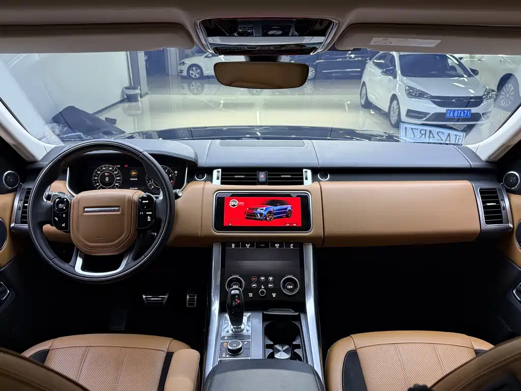 Land Rover Range Rover Sport 2018 — фото 8