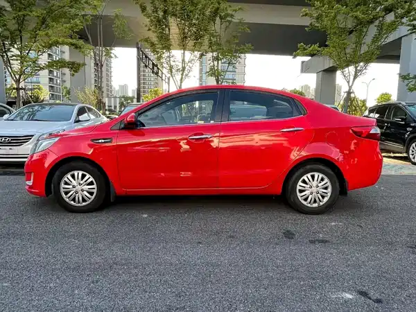 Kia K2 2012