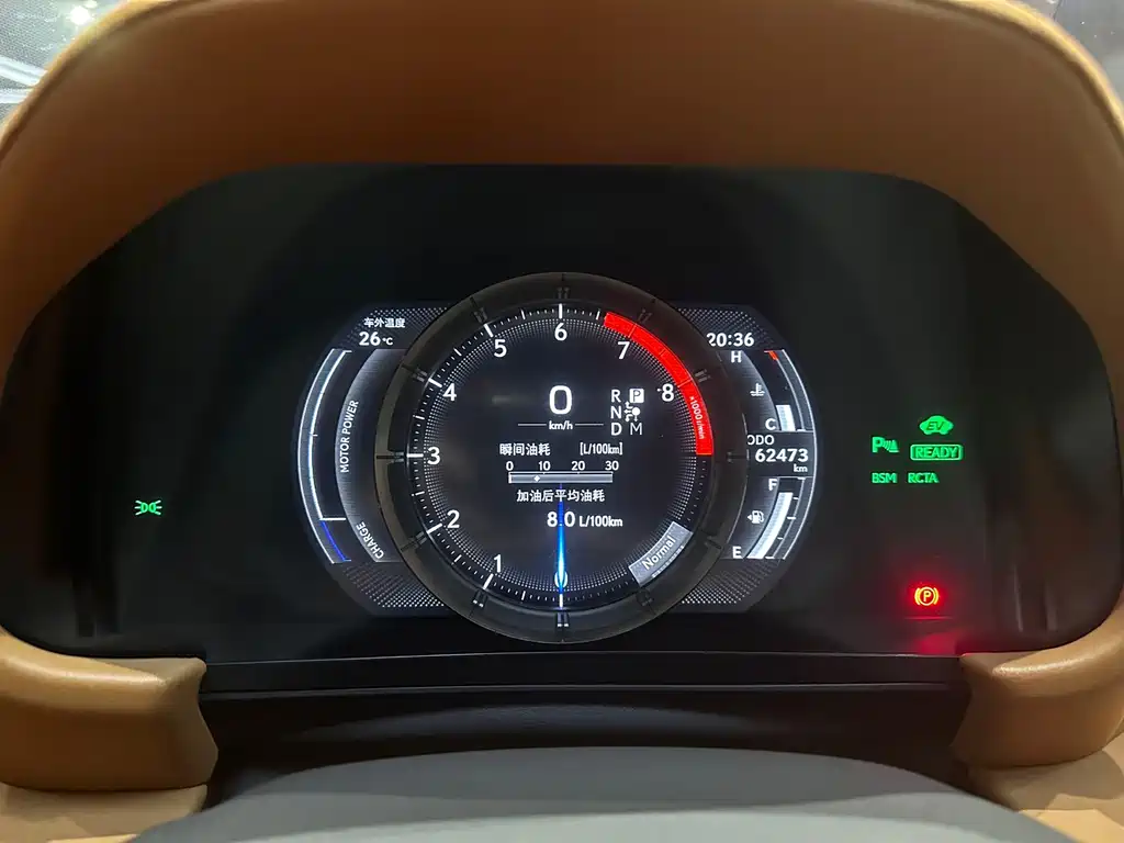 Lexus LC 2018 — фото 10