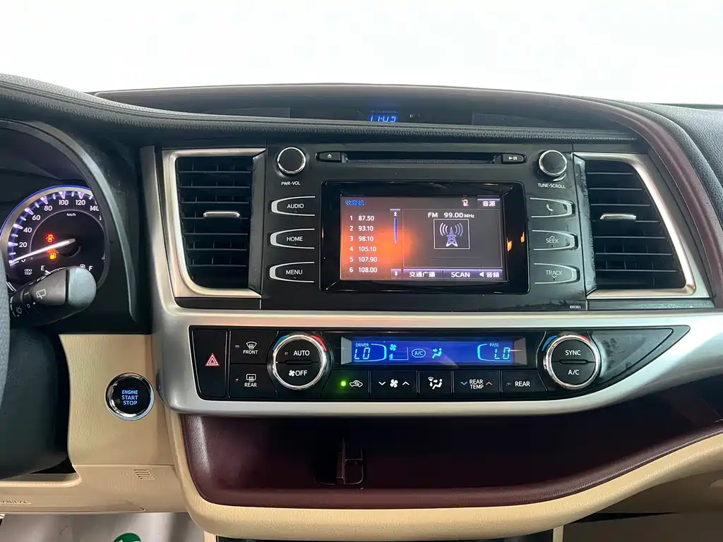 Toyota Highlander 2017 — фото 14