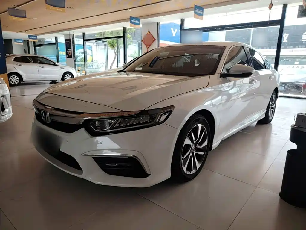Honda Inspire 2021 — фото 2