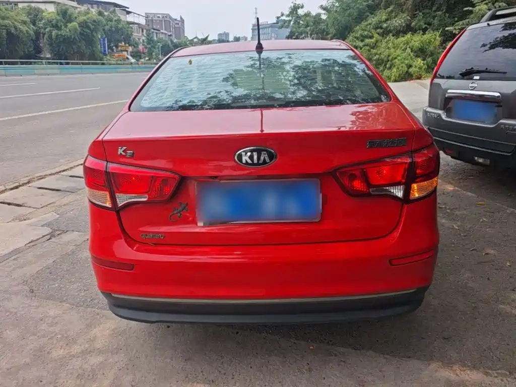 Kia K2 2015