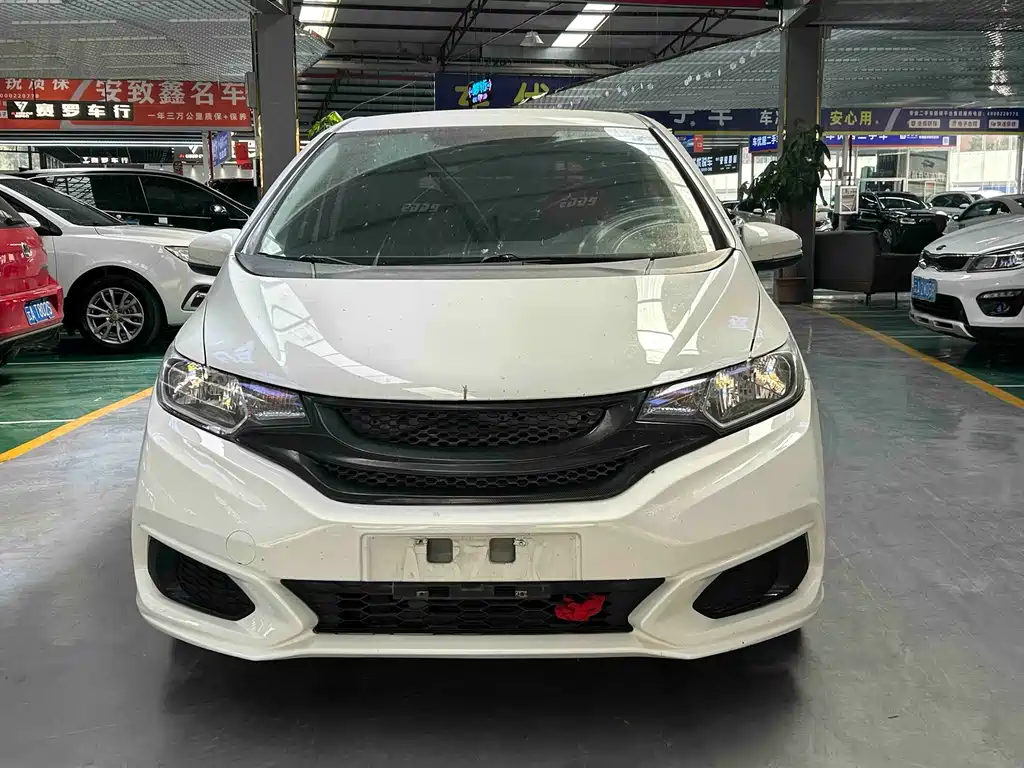Honda Fit 2019 — фото 2