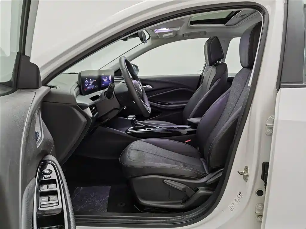 Buick Verano 2023 — фото 10