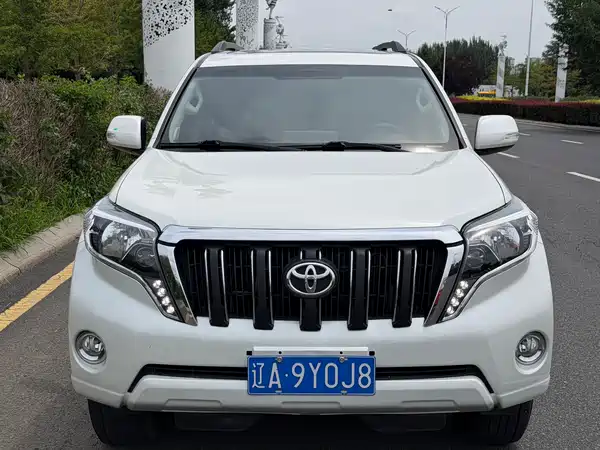 Toyota Prado 2016