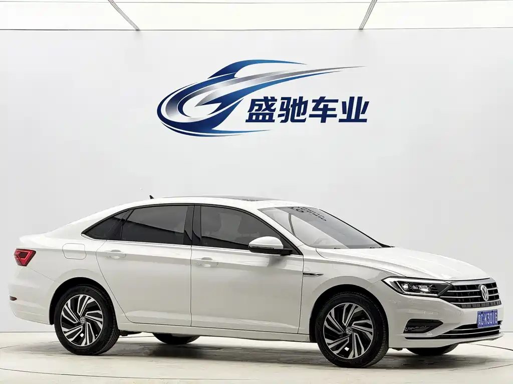 Volkswagen Sagitar 2022