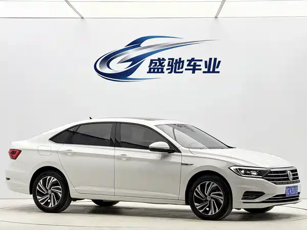 Volkswagen Sagitar 2022