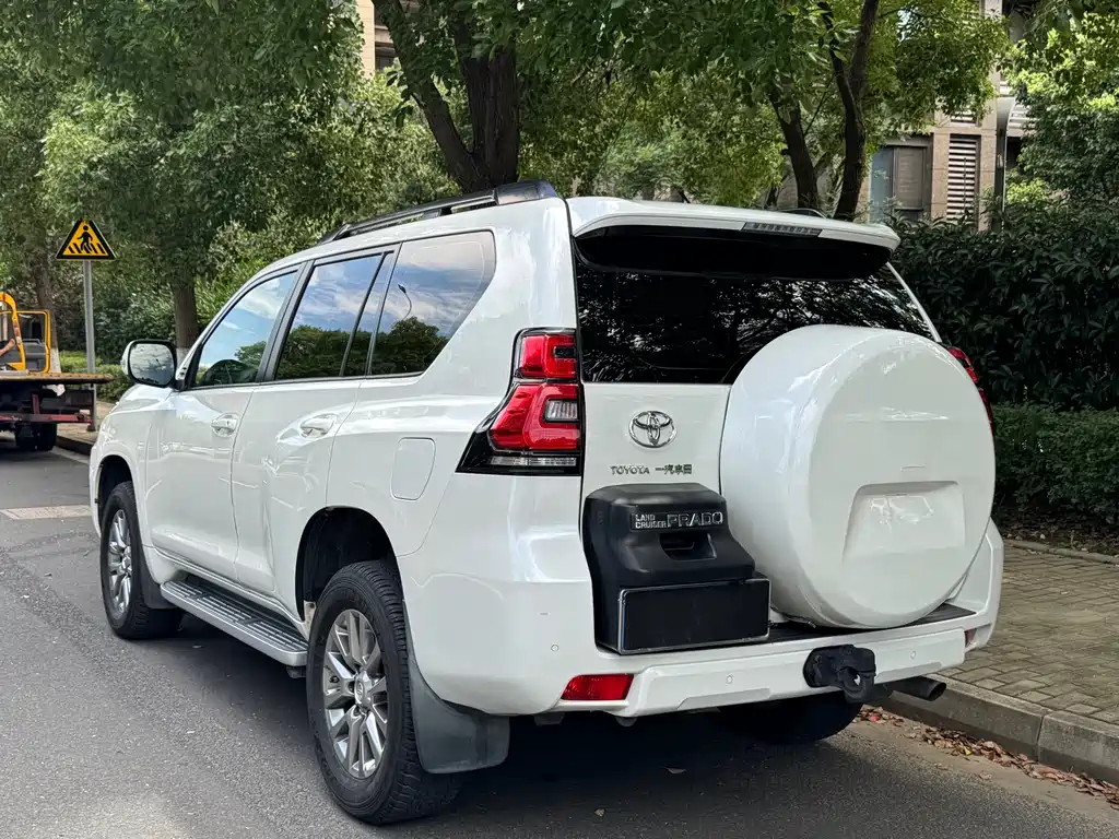 Toyota Prado 2018