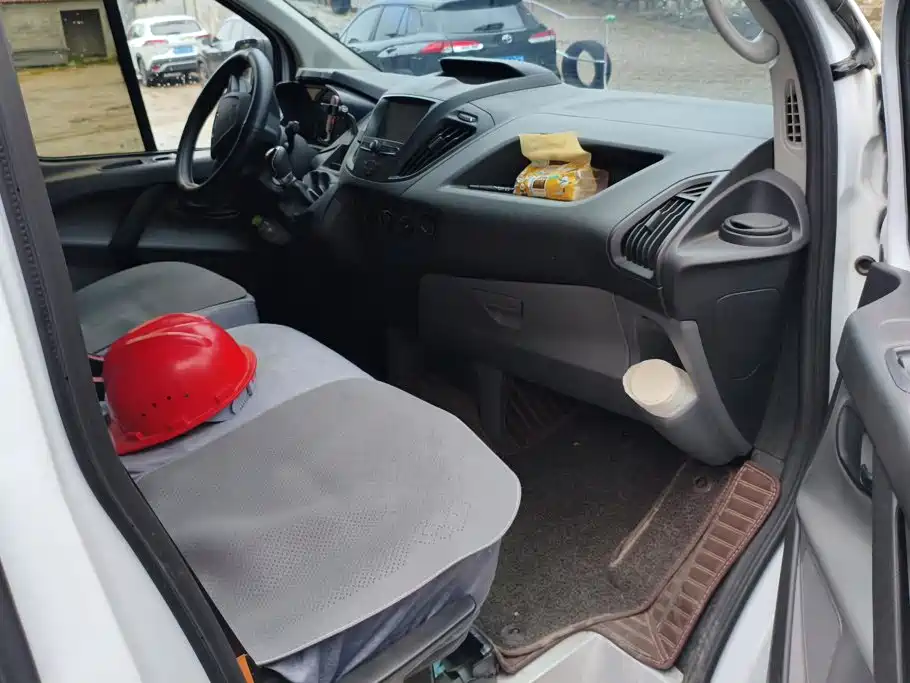 Ford Transit 2023