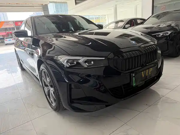 BMW i3 2025