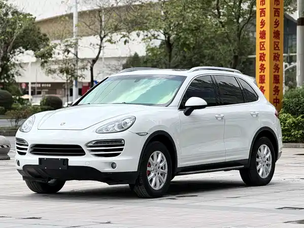 Porsche Cayenne 2011