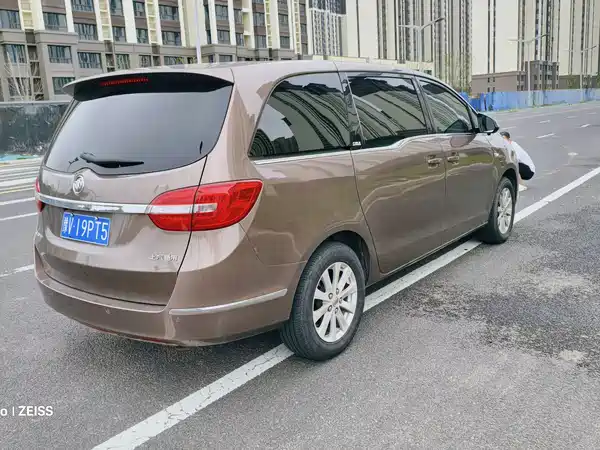 Buick GL8 2019