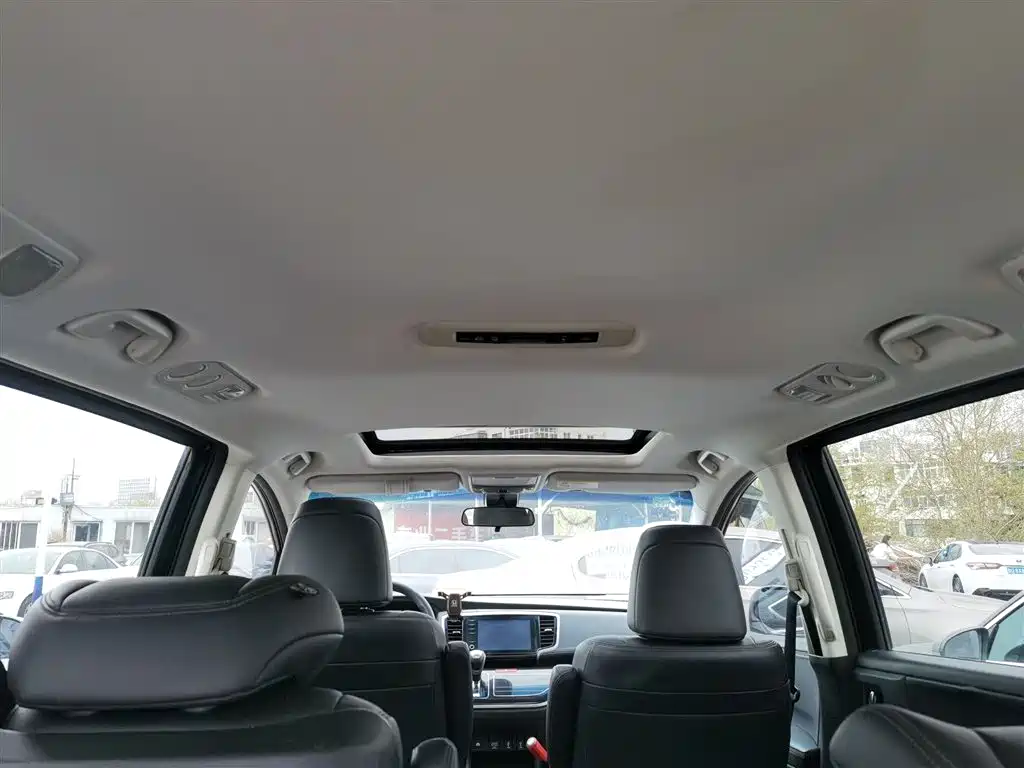 Honda Odyssey 2019 — фото 18