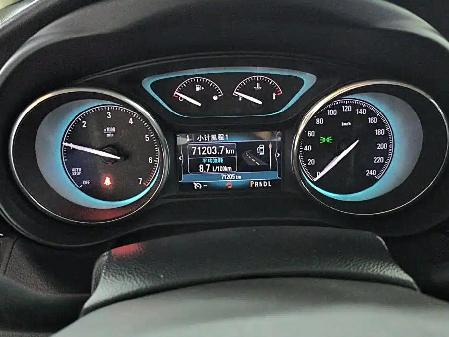 Buick Envision Plus 2017 — фото 14