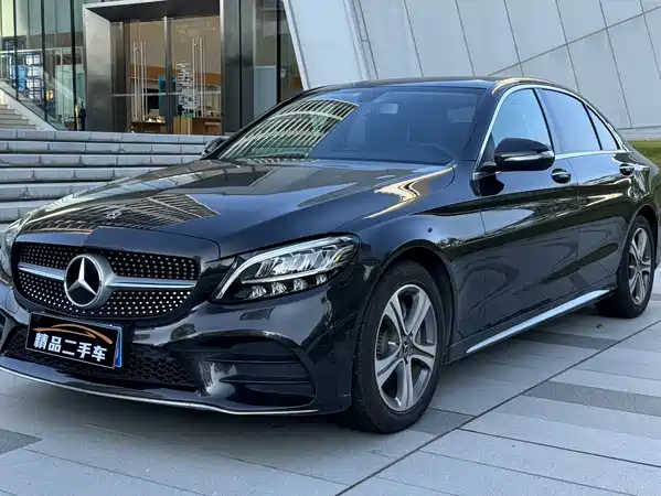 Mercedes-Benz C-Class 2020