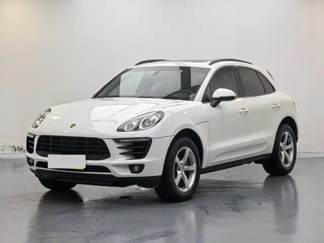 Porsche Macan 2016 — фото 1