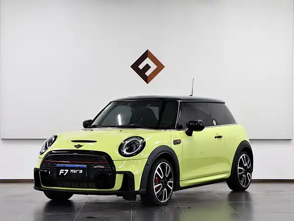 MINI JCW 2023