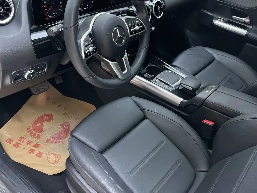 Mercedes-Benz GLA 2021 — фото 18