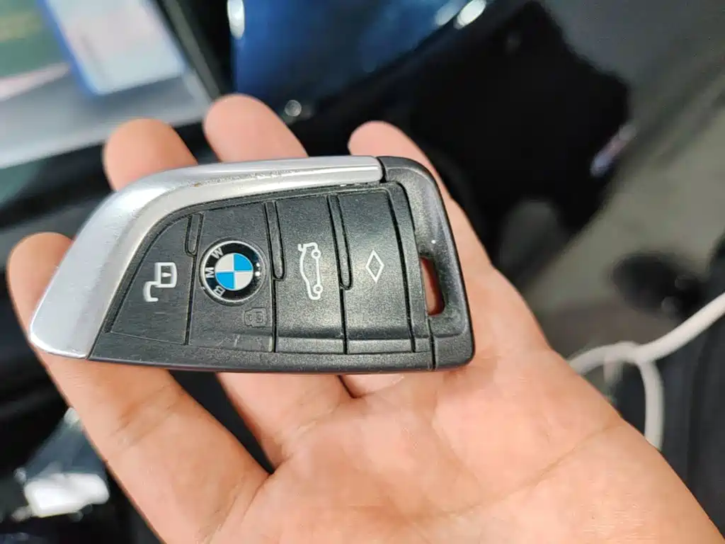 BMW 3 Series 2021 — фото 17