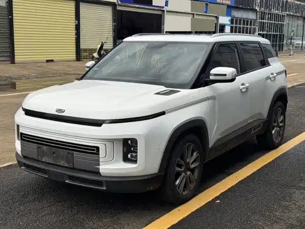 Geely ICON 2021