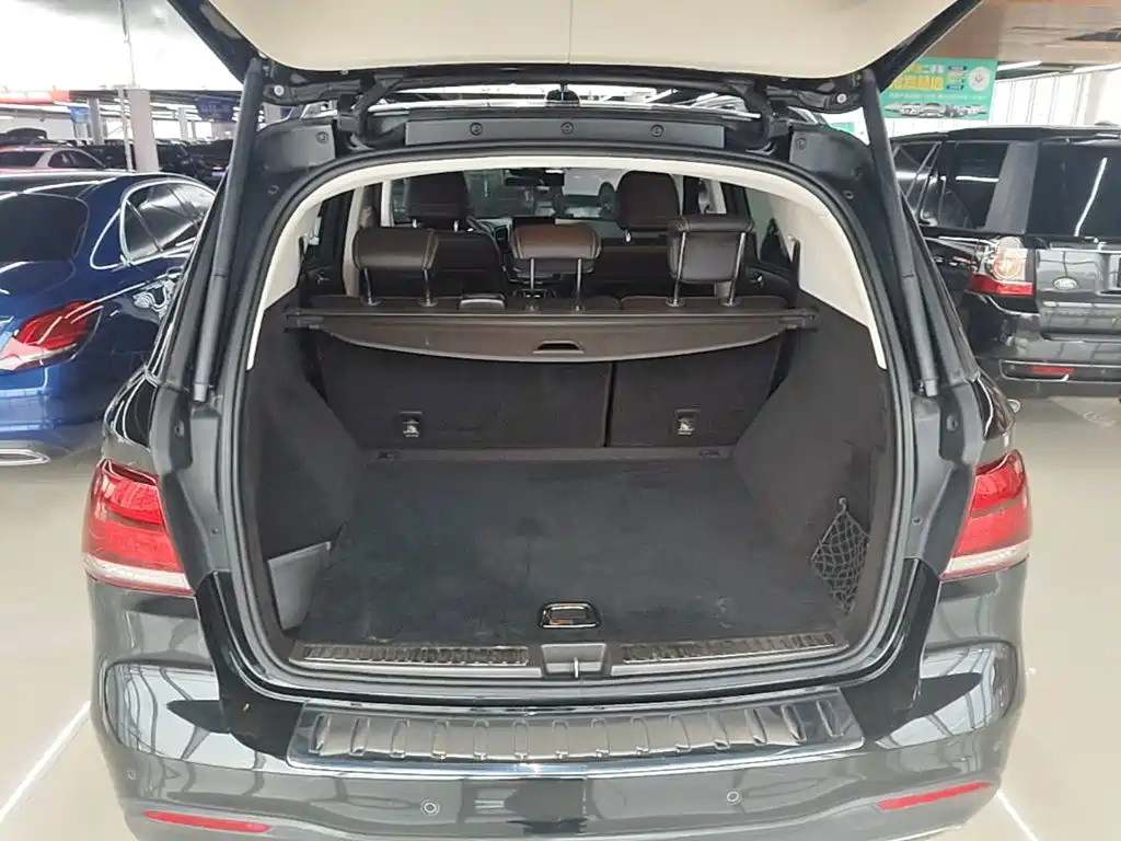 Mercedes-Benz GLE 2016 — фото 19