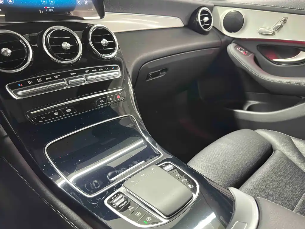 Mercedes-Benz GLC Coupe 2020 — фото 15