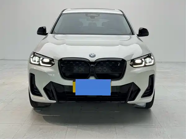 BMW iX3 2022
