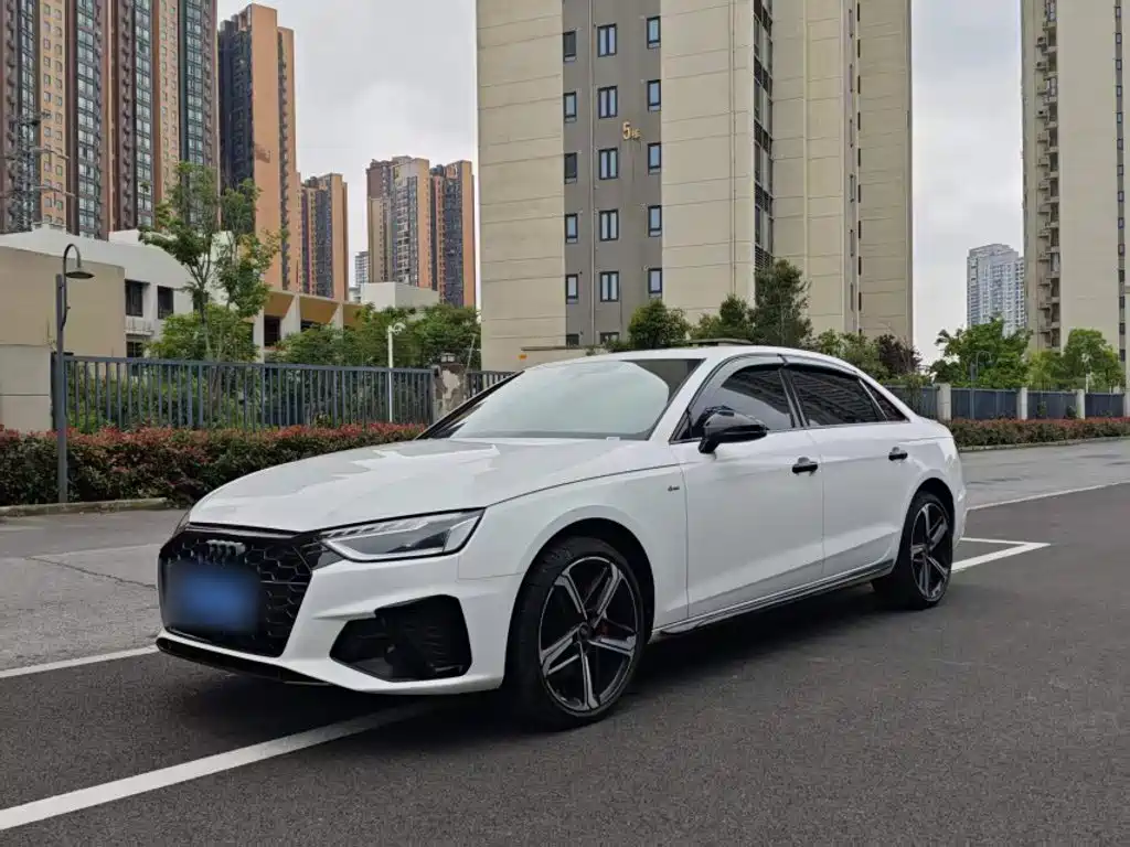 Audi A4L 2025