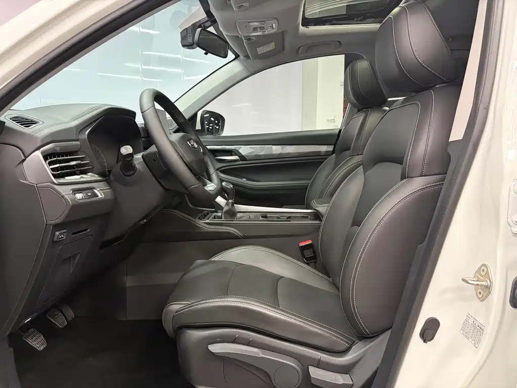 Geely Vision X6 2022