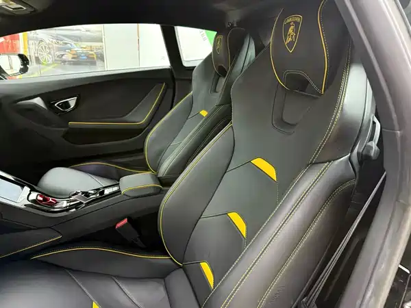 Lamborghini Huracan 2023