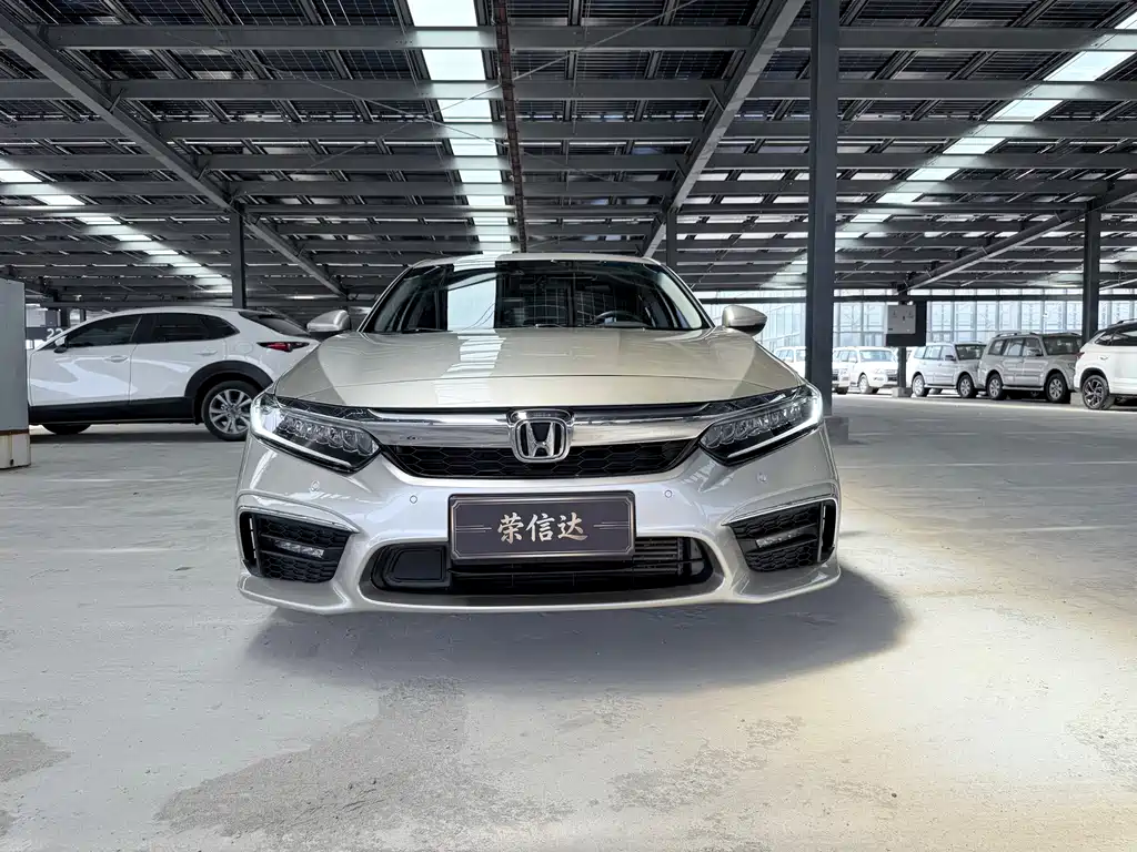 Honda Inspire 2020 — фото 2