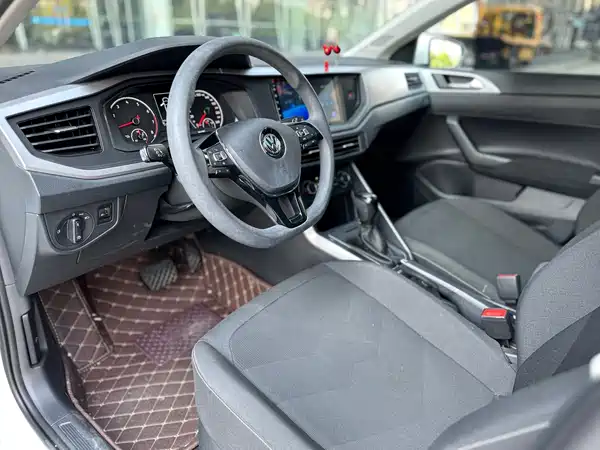 Volkswagen Polo 2021