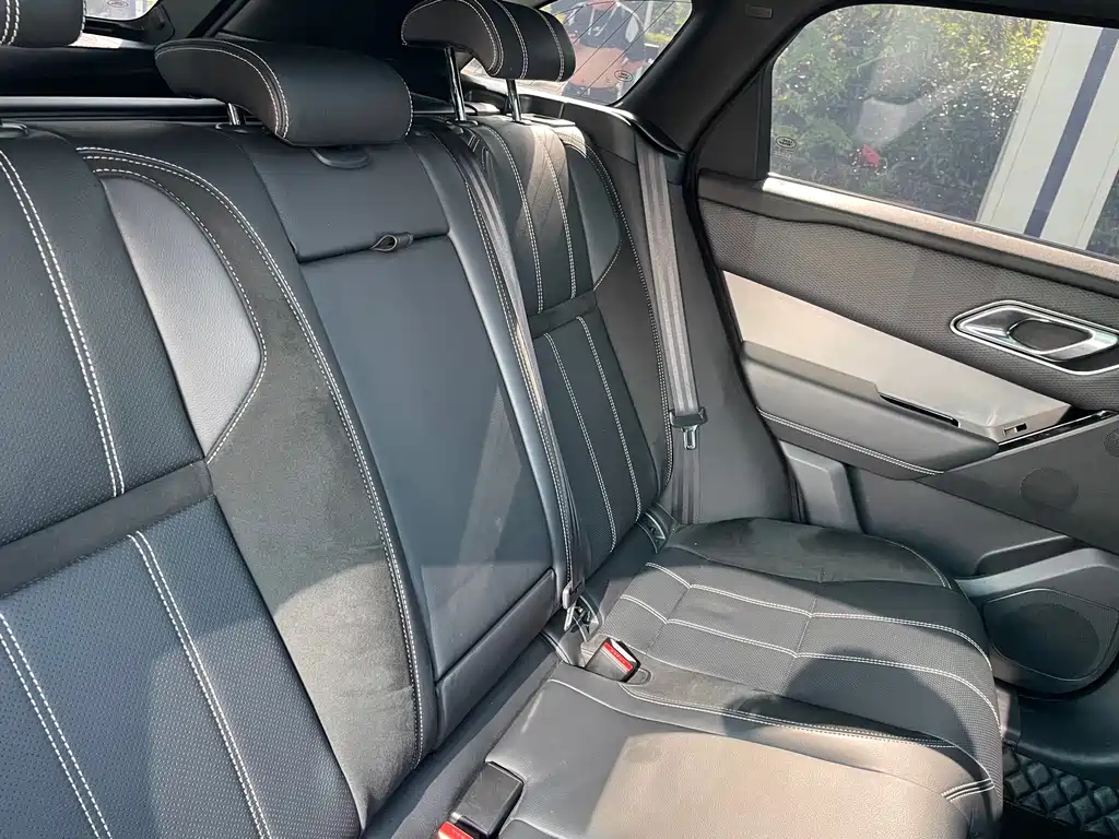 Land Rover Range Rover Velar 2018 — фото 15