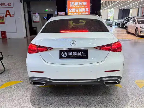 Mercedes-Benz C-Class 2024