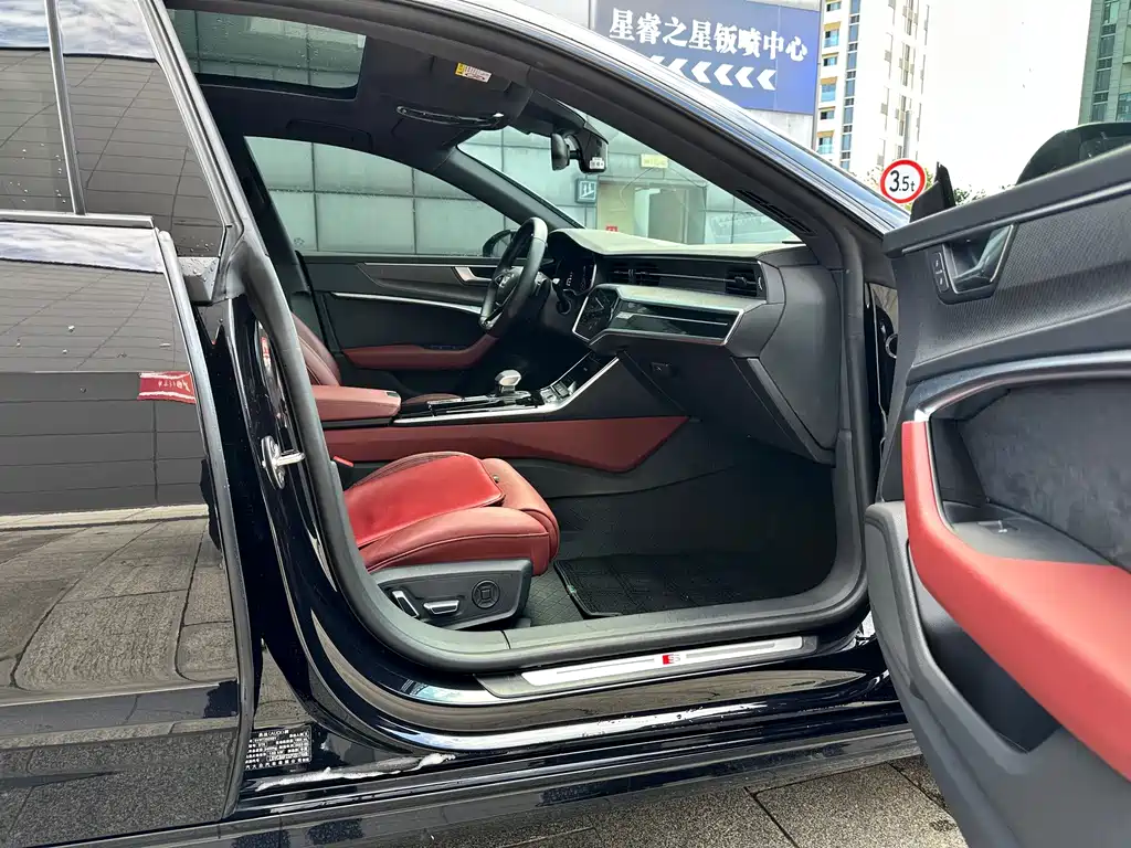 Audi A7L 2023 — фото 20