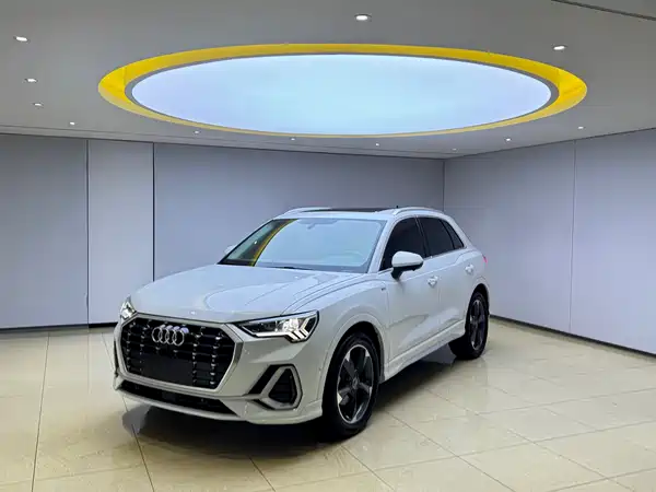 Audi Q3 2022