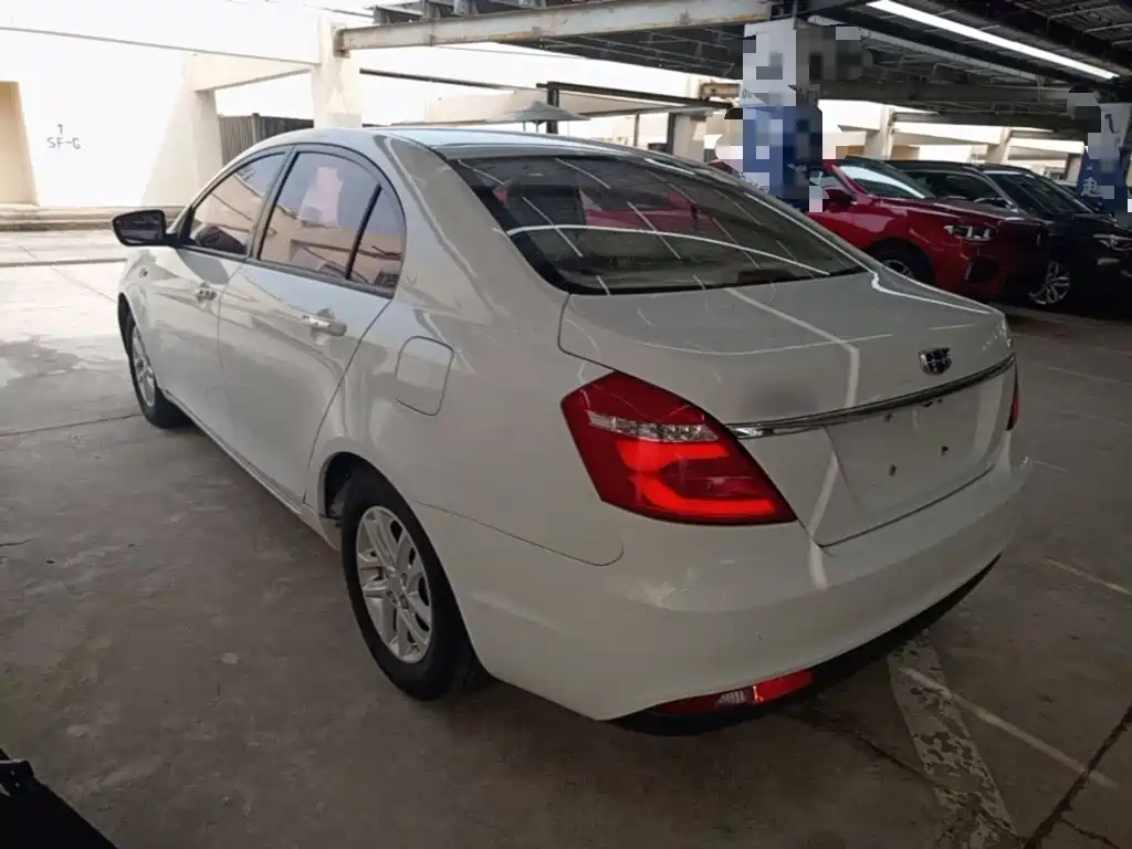 Geely Emgrand 2017