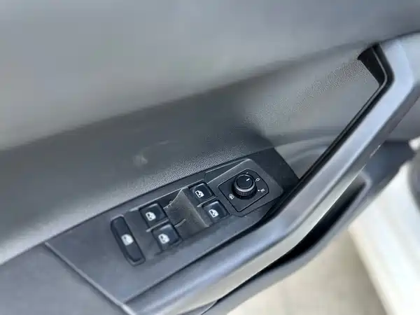 Volkswagen Polo 2021