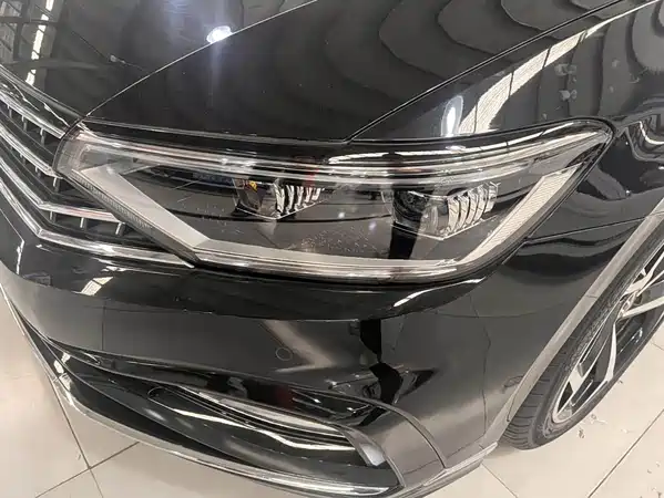 Volkswagen Magotan 2024