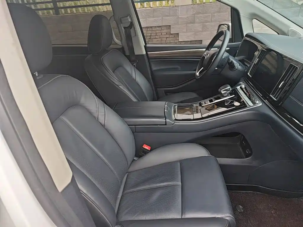GAC Trumpchi M8 2022 — фото 25